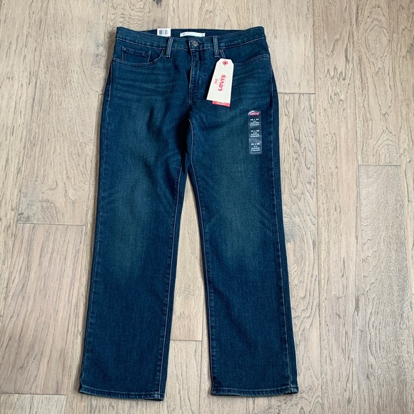 Levi's Denim - NWT Levi's 314 Shaping Straight Jeans 30x30
